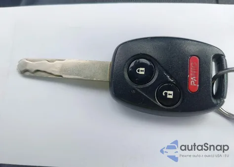 2013 Honda Fit Sport z USA, uszkodzony, nr VIN JHMGE8H52DC041344